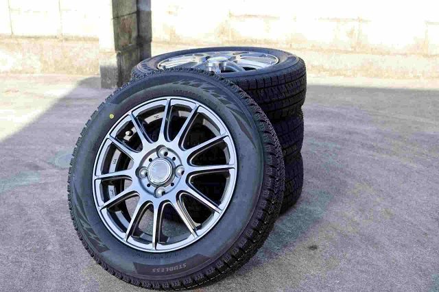相場を上回るプラス査定のタイヤの条件|神奈川のYS Garage(カー用品・タイヤ買取対応)が解説